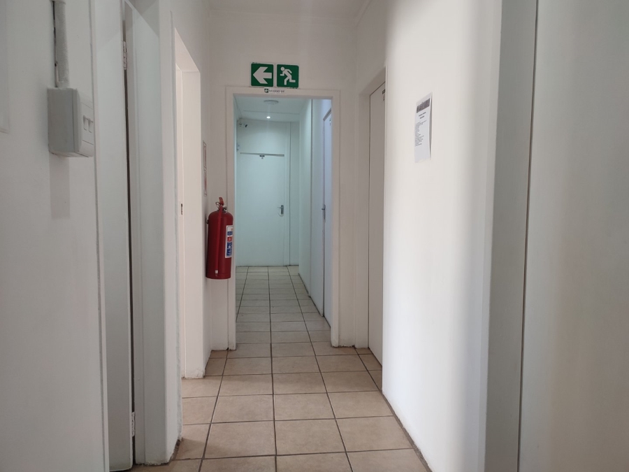 10 Bedroom Property for Sale in Brandwag Free State